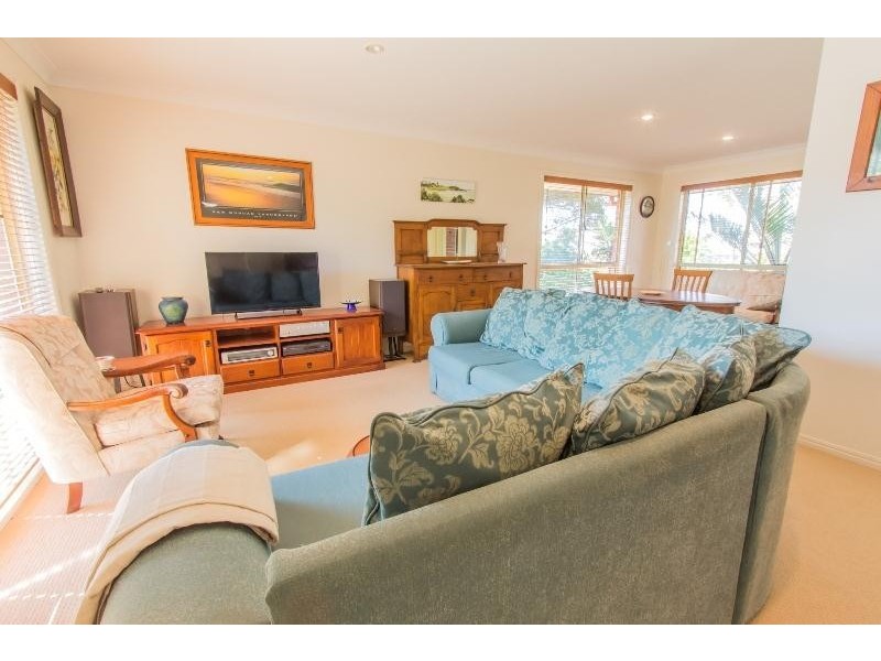 1 Nabilla Court, Yamba NSW 2464