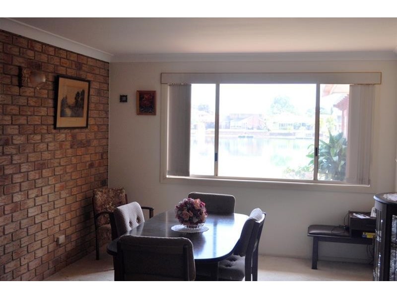 16 The Mainbrace, Yamba NSW 2464