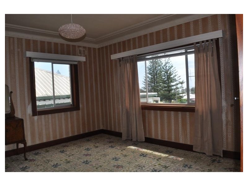 7 Pilot Street, Yamba NSW 2464