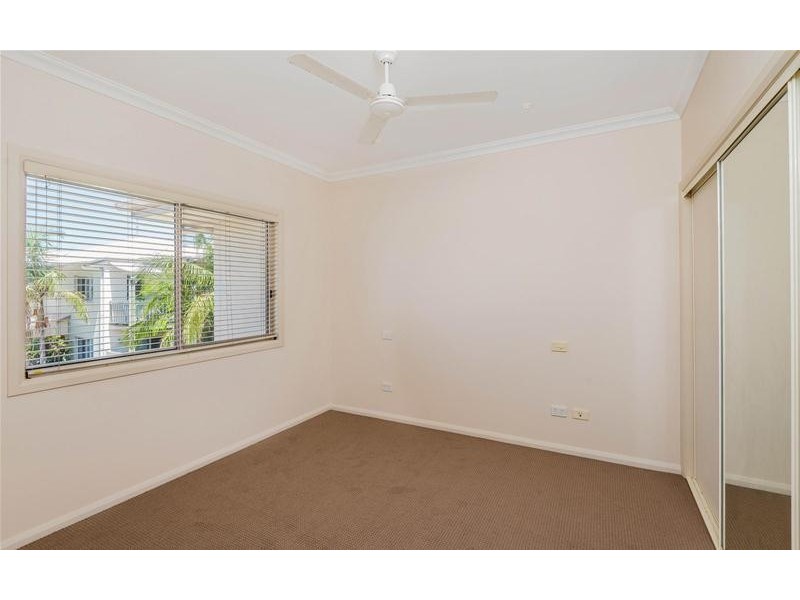 2/16 Yamba Road, Yamba NSW 2464