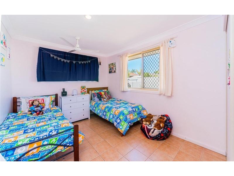 32 Treelands Drive, Yamba NSW 2464