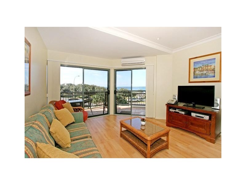 7/20 Pacific Parade, Yamba NSW 2464
