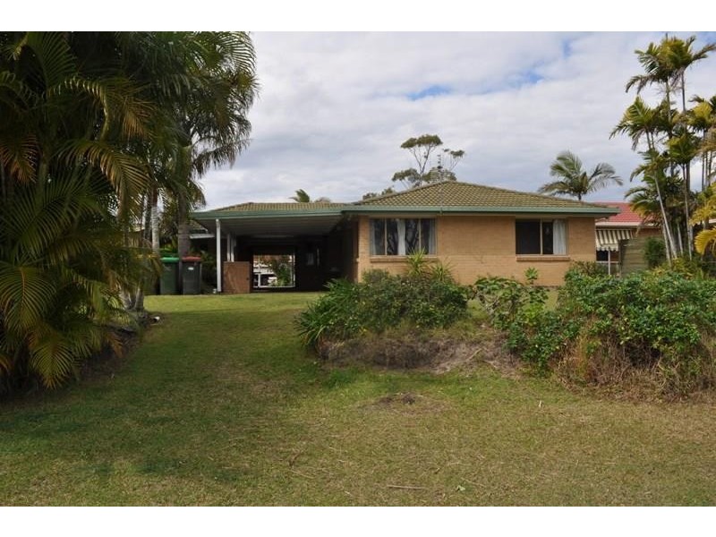 22 Westringia Place, Yamba NSW 2464