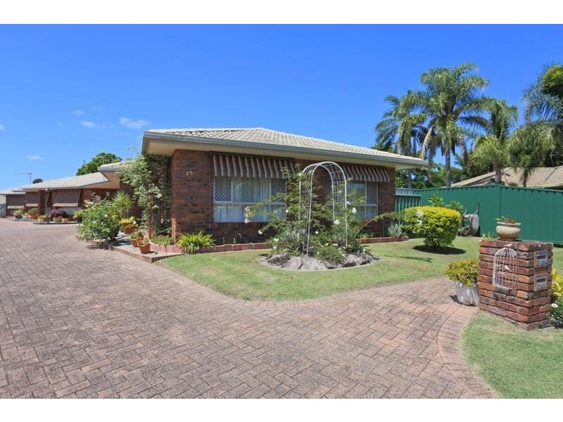 1/25 Casuarina Close, Yamba NSW 2464