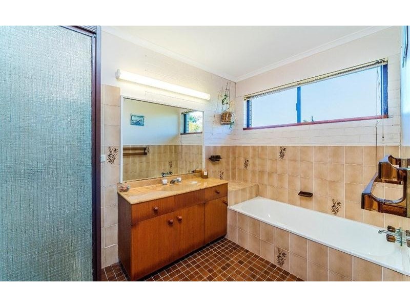 19 Gumnut Road, Yamba NSW 2464