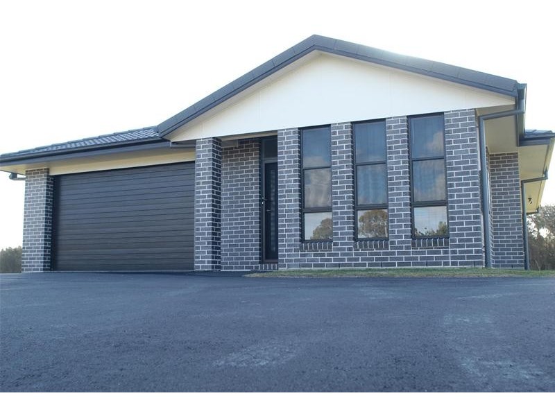 136 Carrs Drive, Yamba NSW 2464