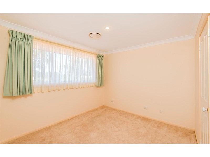 19 Edgewater Close, Yamba NSW 2464