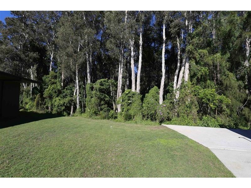 9 Tom Thumb Place, Yamba NSW 2464