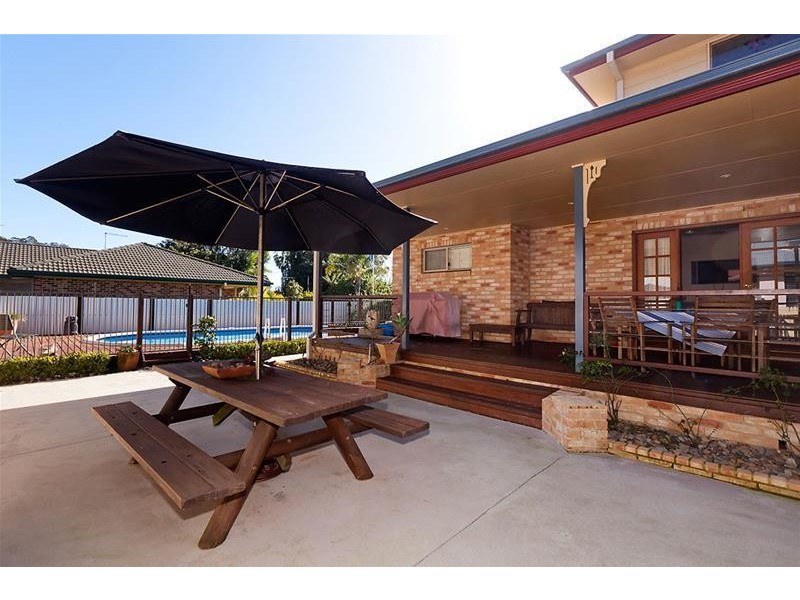 2 Tom Thumb Place, Yamba NSW 2464