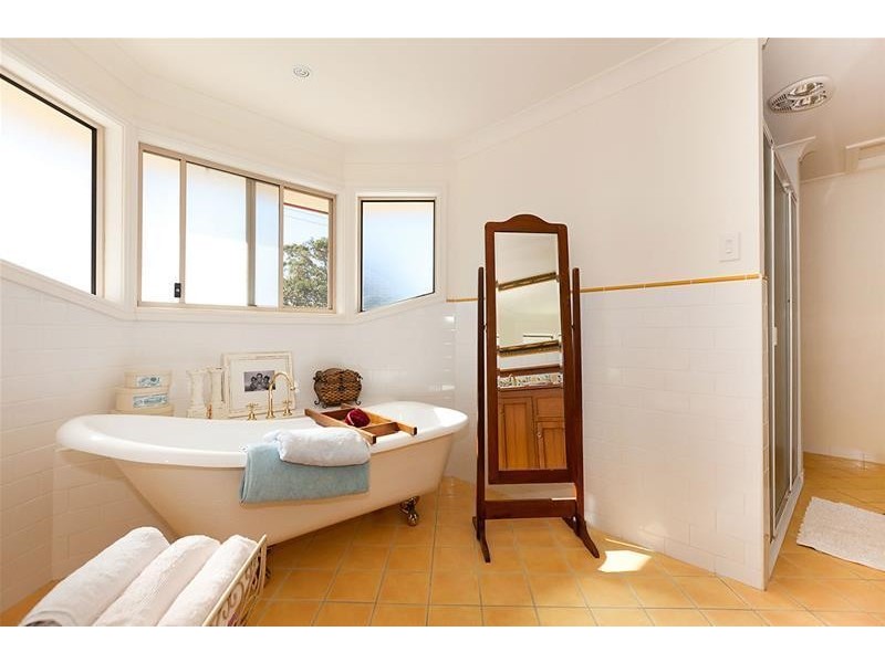 2 Tom Thumb Place, Yamba NSW 2464