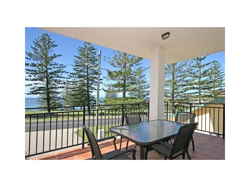 2/24 Clarence Street, Yamba NSW 2464