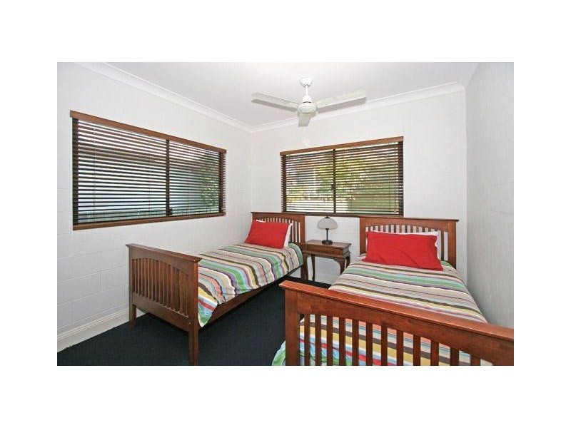 2/24 Clarence Street, Yamba NSW 2464