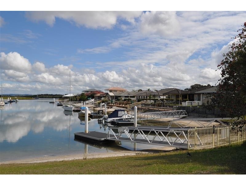 55 Witonga Drive, Yamba NSW 2464