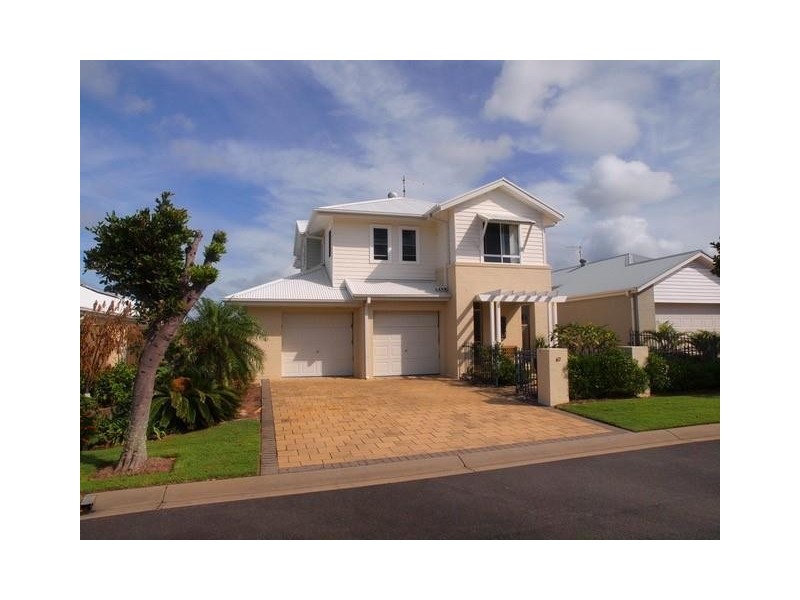 67 The Drive, Yamba NSW 2464