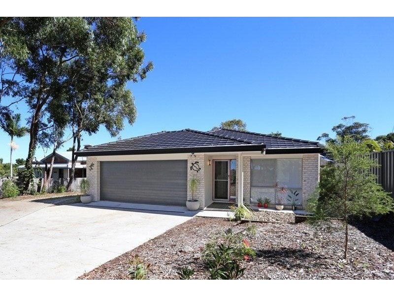 7A Lakes Boulevarde, Wooloweyah NSW 2464