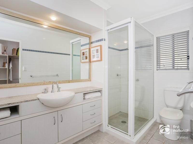 7 The Parkway, Yamba NSW 2464