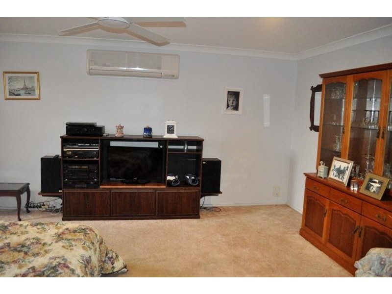 2A The Mainbrace, Yamba NSW 2464