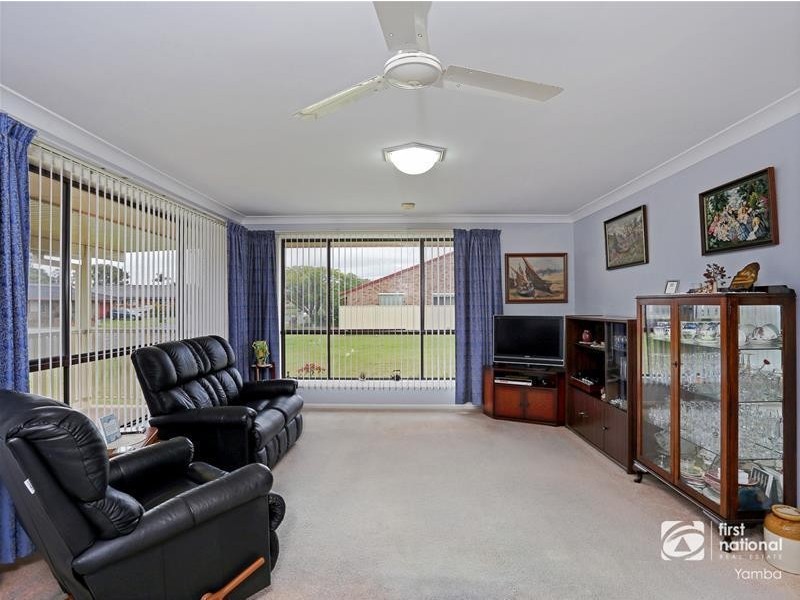 1/8 Roseland Avenue, Yamba NSW 2464