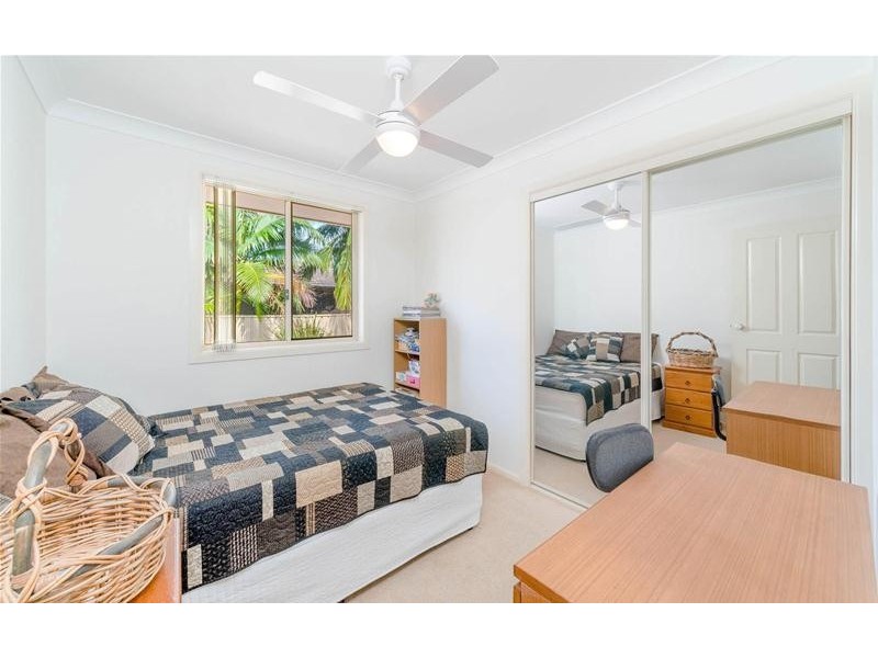 1/15a Shores Drive, Yamba NSW 2464