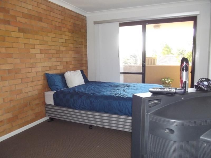 2/4 Mariners Way, Yamba NSW 2464