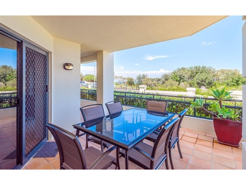 28/20 Pacific Parade, Yamba NSW 2464