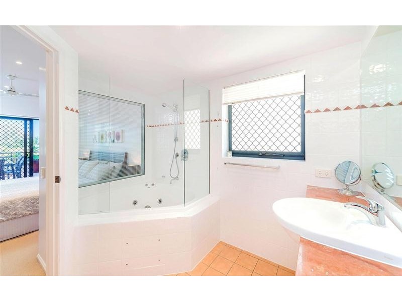 28/20 Pacific Parade, Yamba NSW 2464