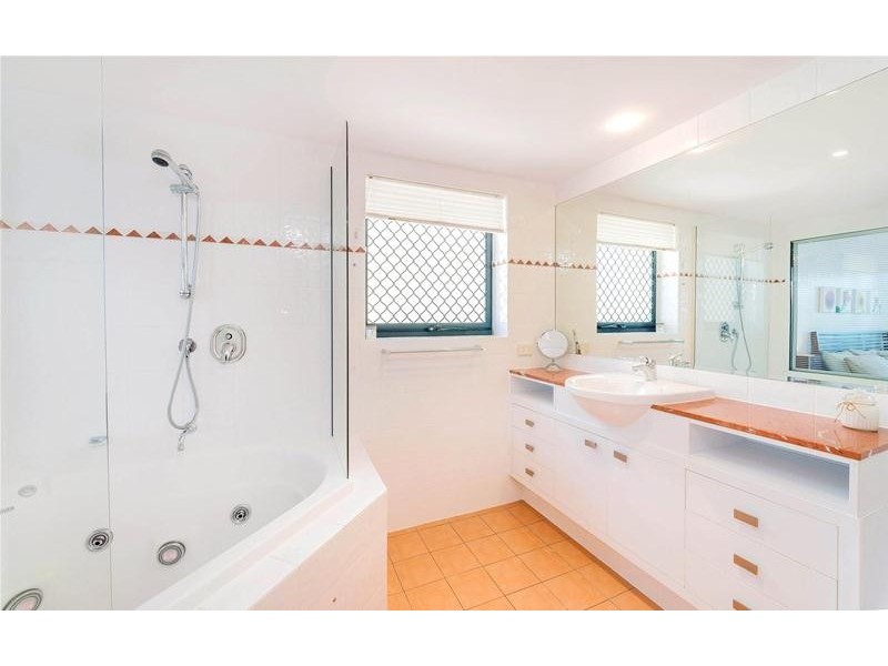 28/20 Pacific Parade, Yamba NSW 2464