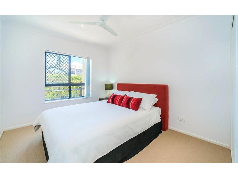 28/20 Pacific Parade, Yamba NSW 2464