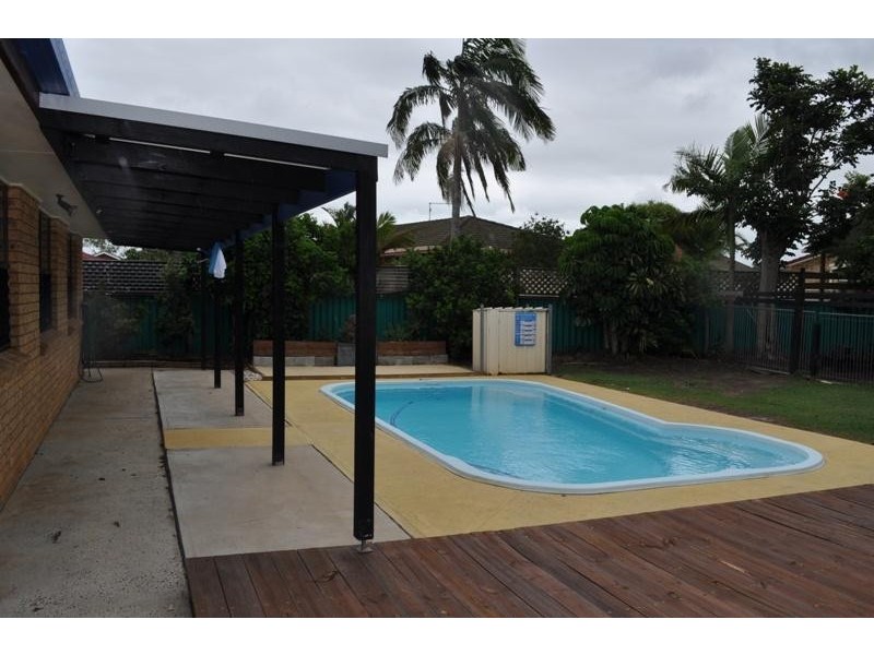 17 Hakea Avenue, Yamba NSW 2464