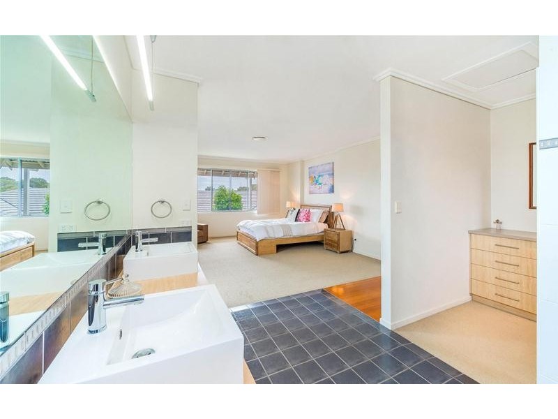 4 William Avenue, Yamba NSW 2464