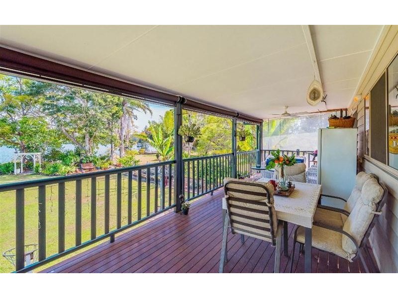 2 Yamba Street, Palmers Island NSW 2463