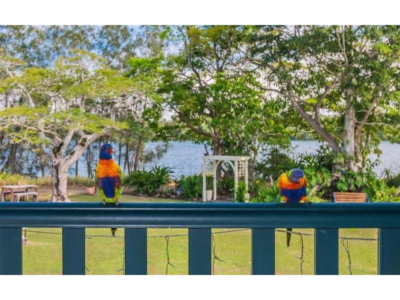 2 Yamba Street, Palmers Island NSW 2463