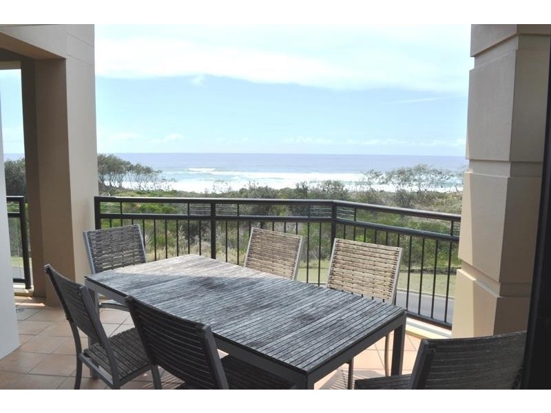 48/20 Pacific Parade, Yamba NSW 2464