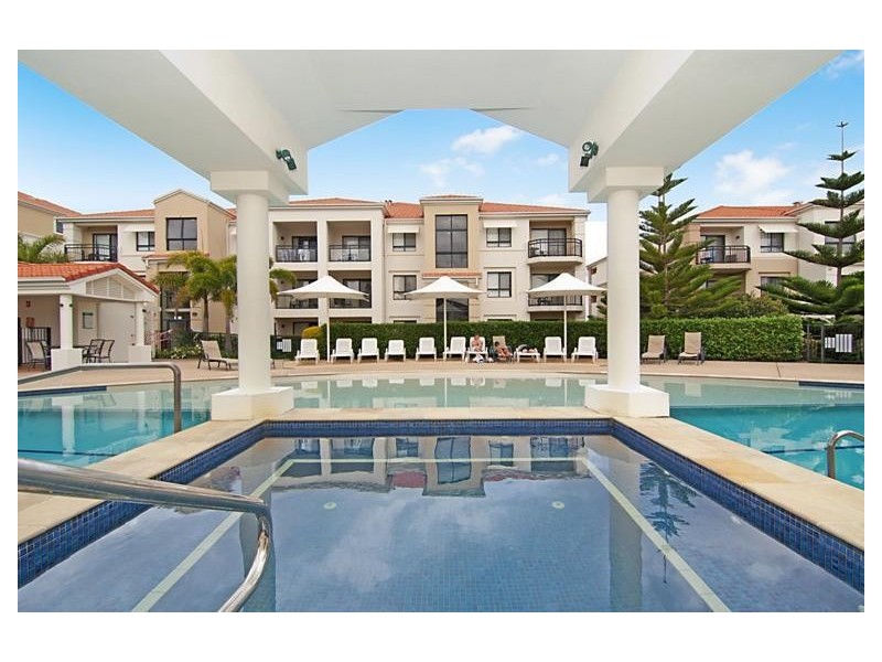 48/20 Pacific Parade, Yamba NSW 2464