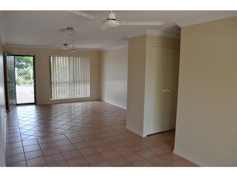 6/4-8  Beachside Way, Yamba NSW 2464