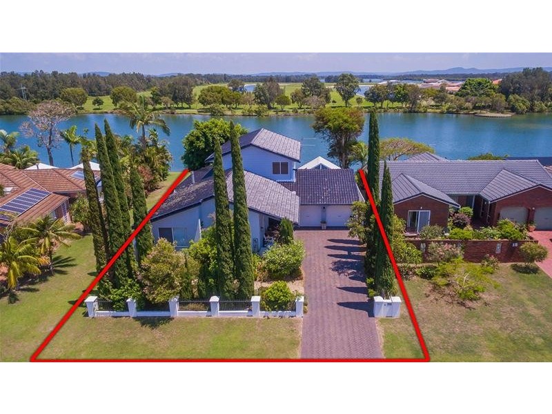 13 Osprey Drive, Yamba NSW 2464