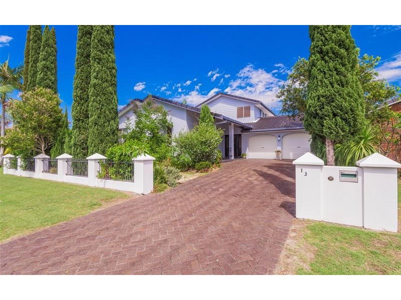 13 Osprey Drive, Yamba NSW 2464