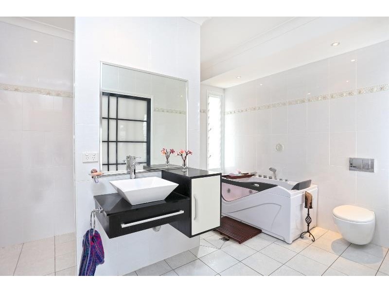 25 Mariners Way, Yamba NSW 2464