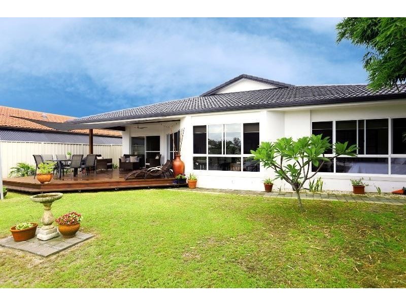 25 Mariners Way, Yamba NSW 2464