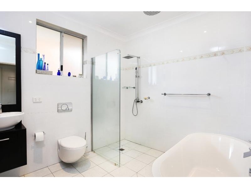 25 Mariners Way, Yamba NSW 2464