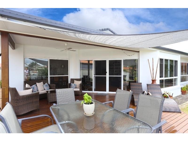 25 Mariners Way, Yamba NSW 2464