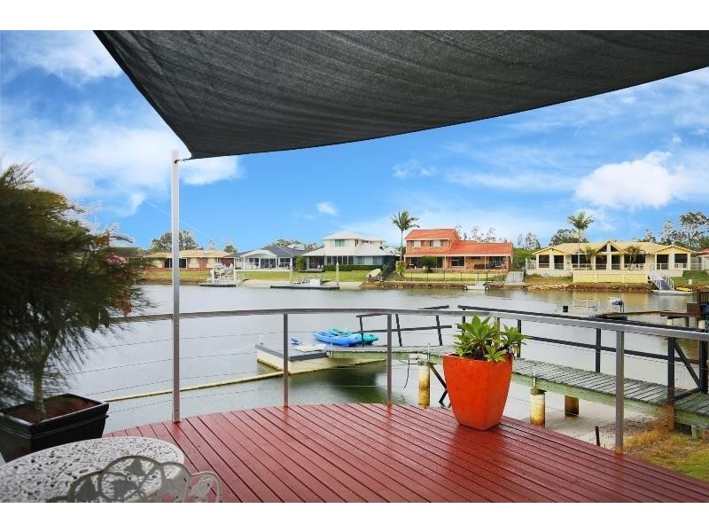25 Mariners Way, Yamba NSW 2464