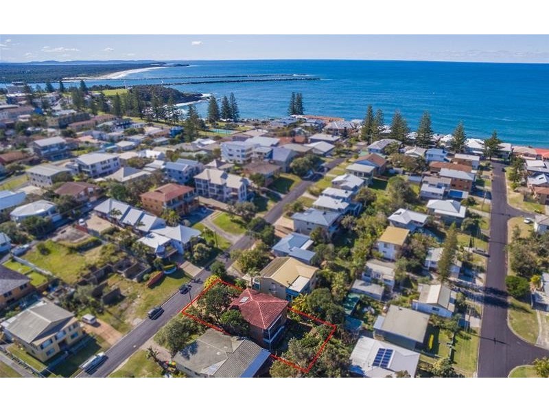18 Church Street, Yamba NSW 2464