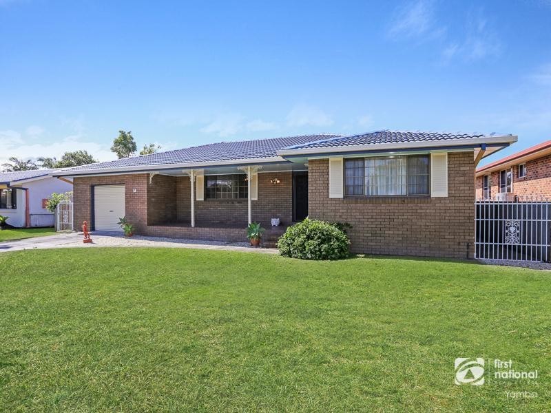 7 Roselands Avenue, Yamba NSW 2464