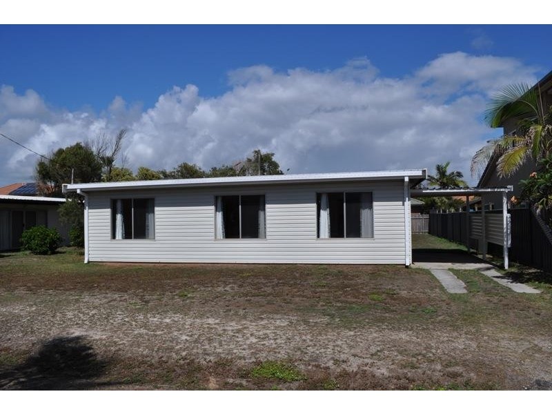 83 Yamba Street, Yamba NSW 2464