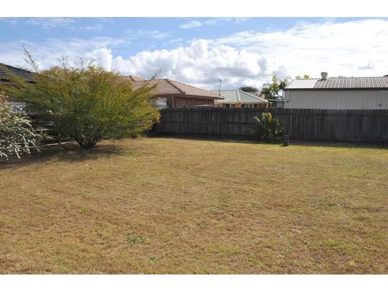 2 Grevillia Avenue, Yamba NSW 2464