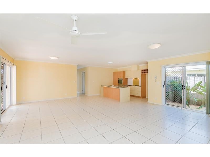 9 The Parkway, Yamba NSW 2464