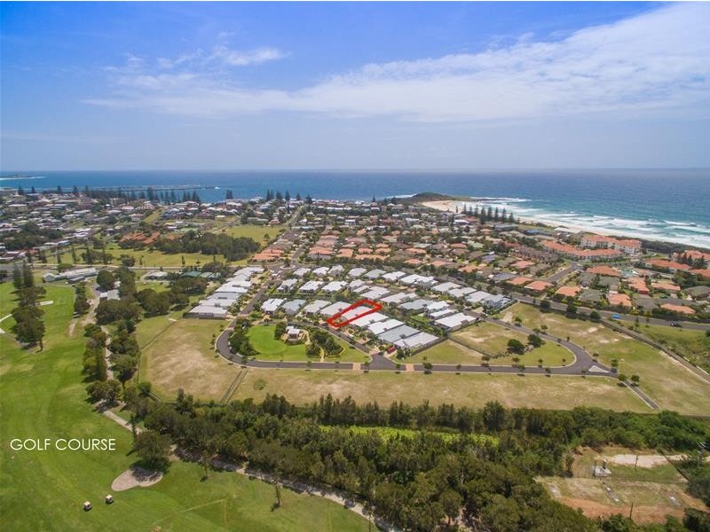 9 The Parkway, Yamba NSW 2464