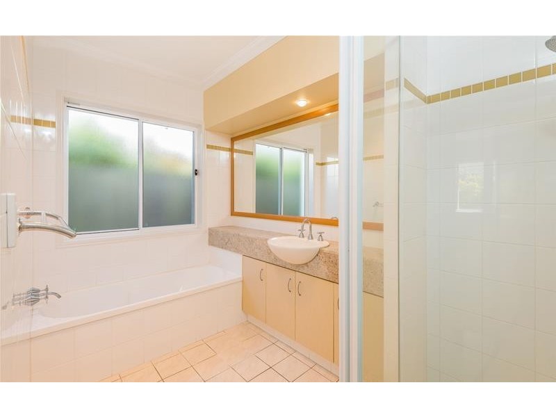 9 The Parkway, Yamba NSW 2464