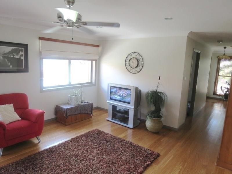 8 Buccaneers Court, Yamba NSW 2464